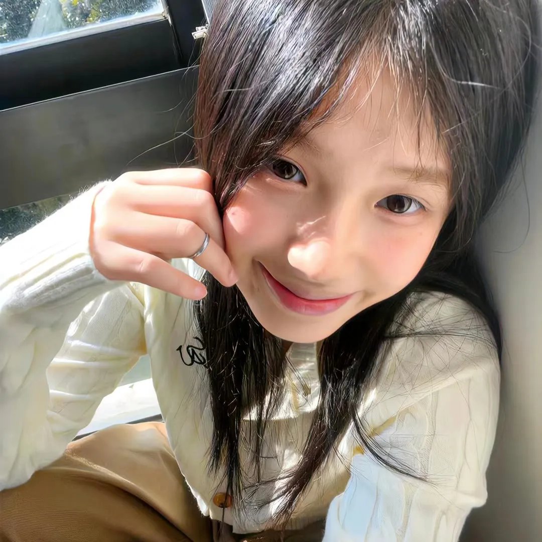 饥荒开局，官府分配漂亮媳妇